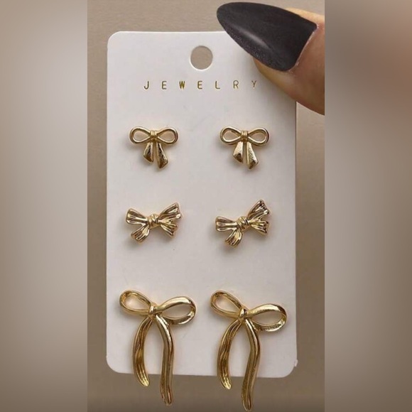 ✨Gold Bow Earrings Set - Picture 6 of 7